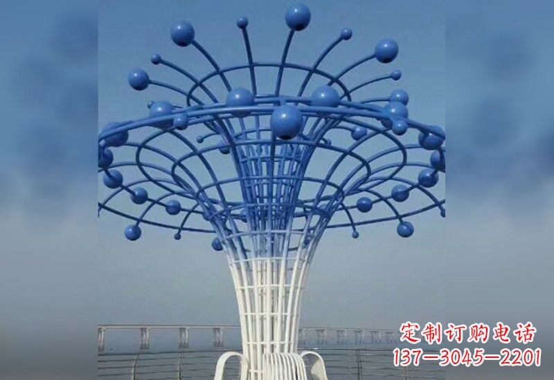 河南不锈钢广场上的喷泉雕塑