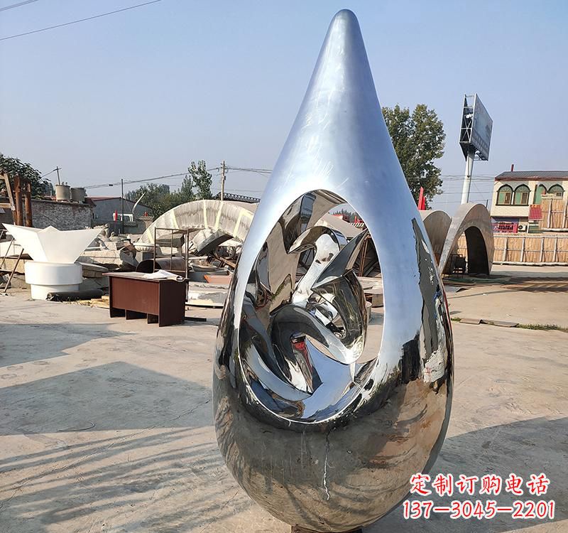 河南不锈钢大水滴雕塑一座极致简约的艺术作品