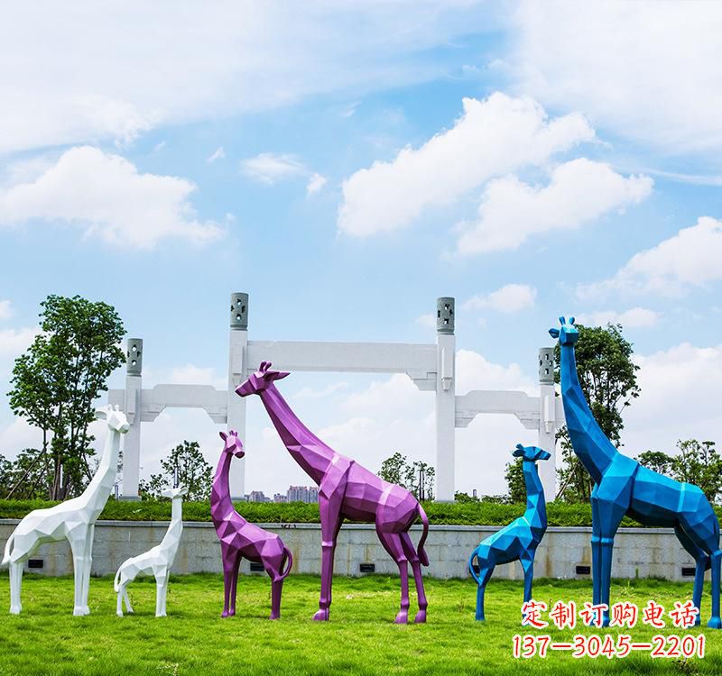 河南不锈钢材质的长颈鹿雕塑