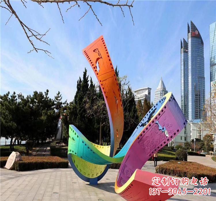 河南波浪状的不锈钢胶卷雕塑