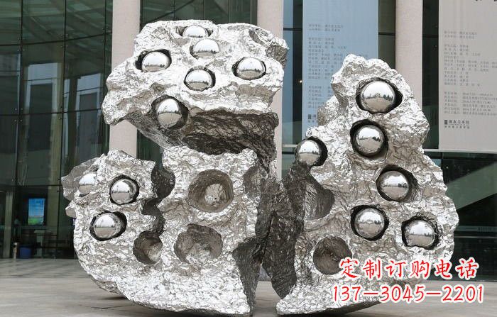 河南不锈钢莲蓬雕塑——传承古老文化的艺术瑰宝