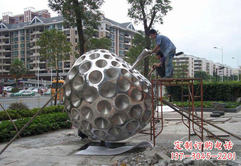 河南不锈钢街边抽象苹果雕塑