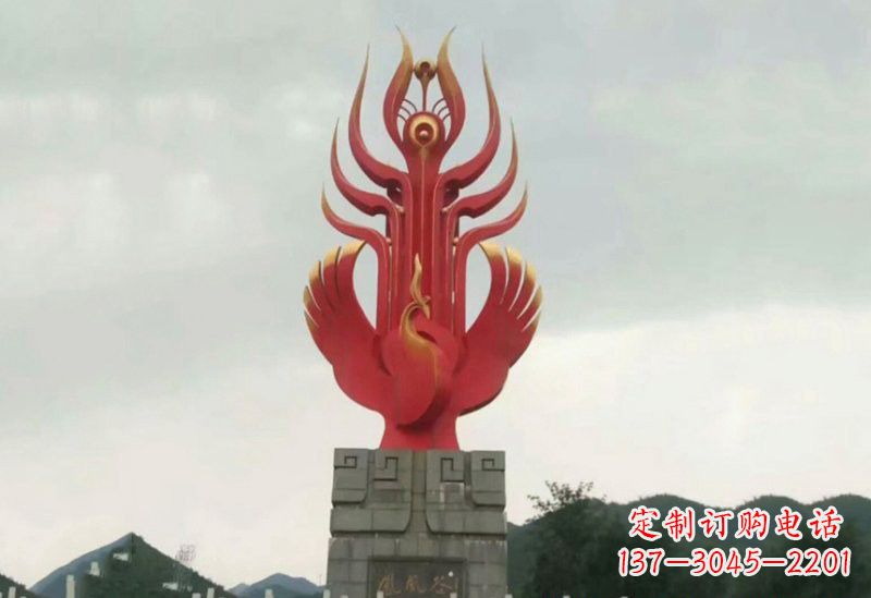 河南凤凰雕塑美丽传奇的象征