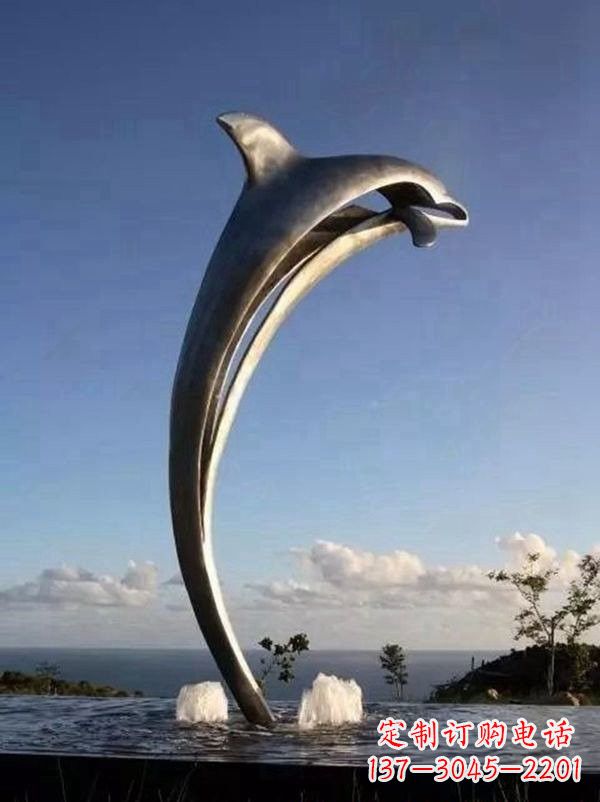 河南不锈钢海豚雕塑让游客流连忘返