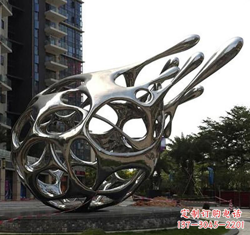 河南不锈钢镜面火龙果雕塑精致的艺术瑰宝