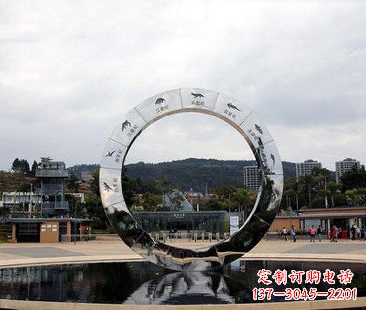 河南恐龙圆环雕塑让恐龙永久存在