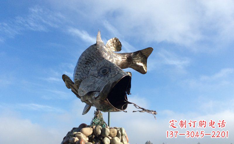 河南不锈钢鲤鱼和青蛙动物雕塑