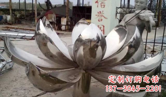 河南不锈钢莲花雕塑精美绝伦