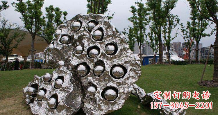 河南不锈钢莲蓬精美雕塑铸就华丽景观