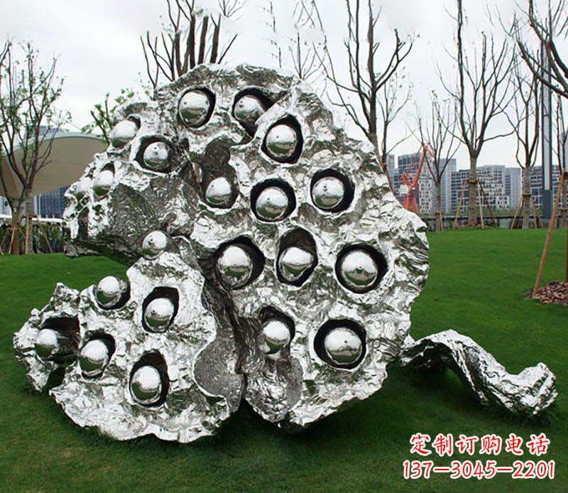 河南不锈钢莲蓬雕塑——精美极致的艺术品