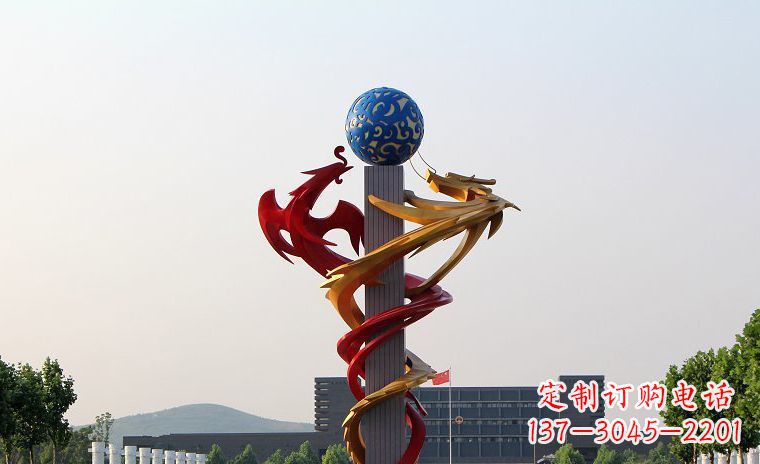 河南龙凤呈祥一对不锈钢雕塑的精彩展示