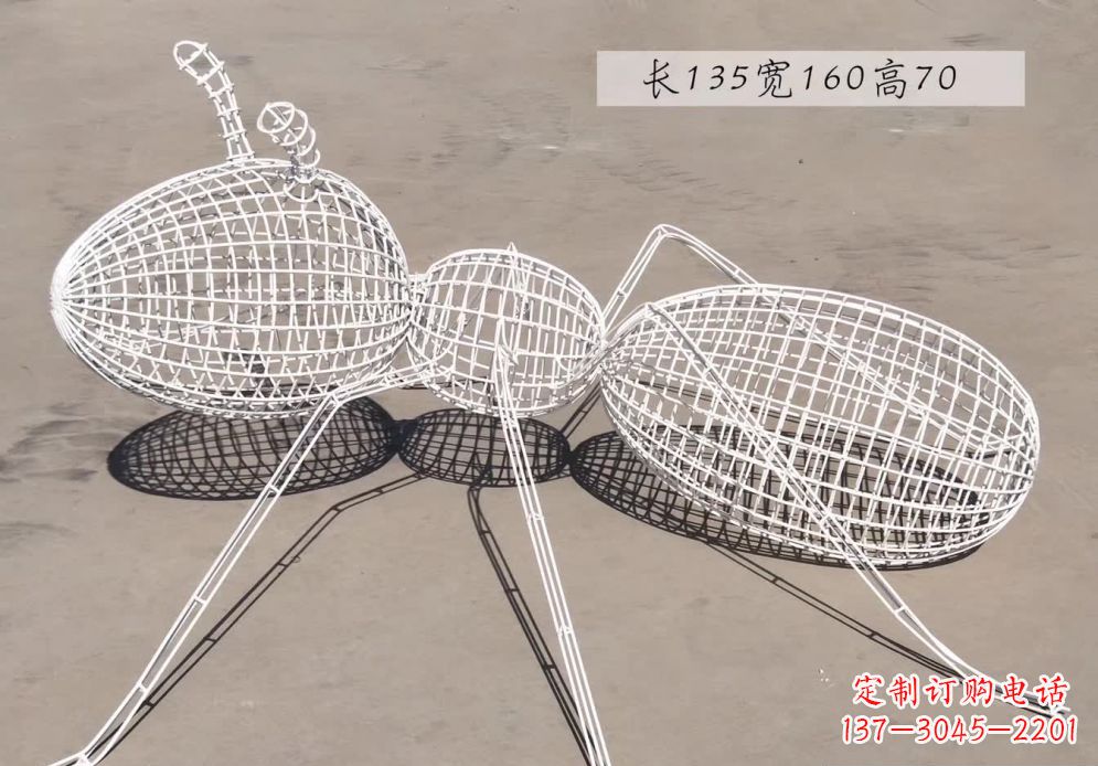 河南不锈钢镂空蚂蚁雕塑艺术精美的象征