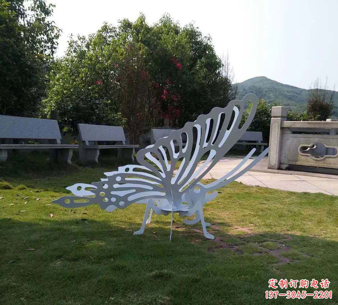 河南不锈钢镂空蝴蝶装饰雕塑精美雕塑点缀美好生活