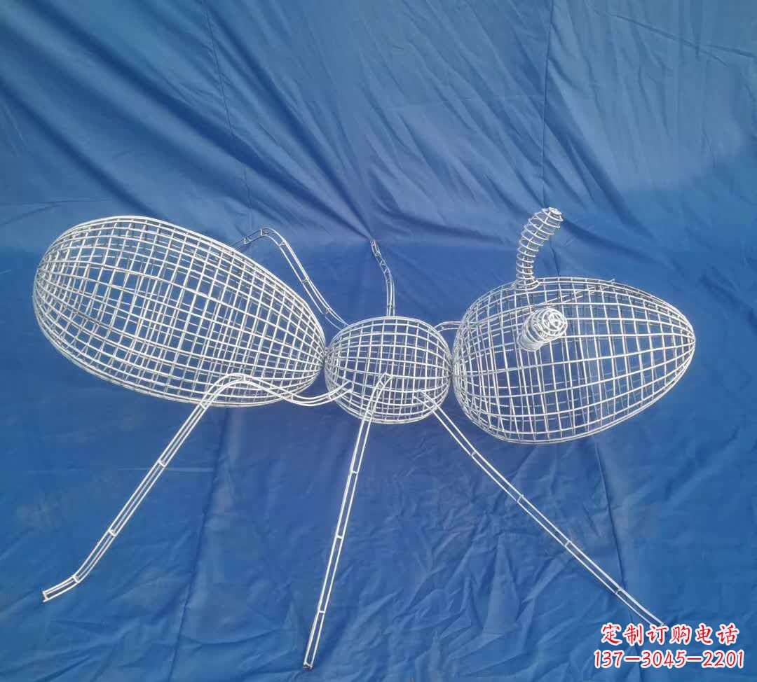 河南蚂蚁镂空雕塑精致的艺术精品