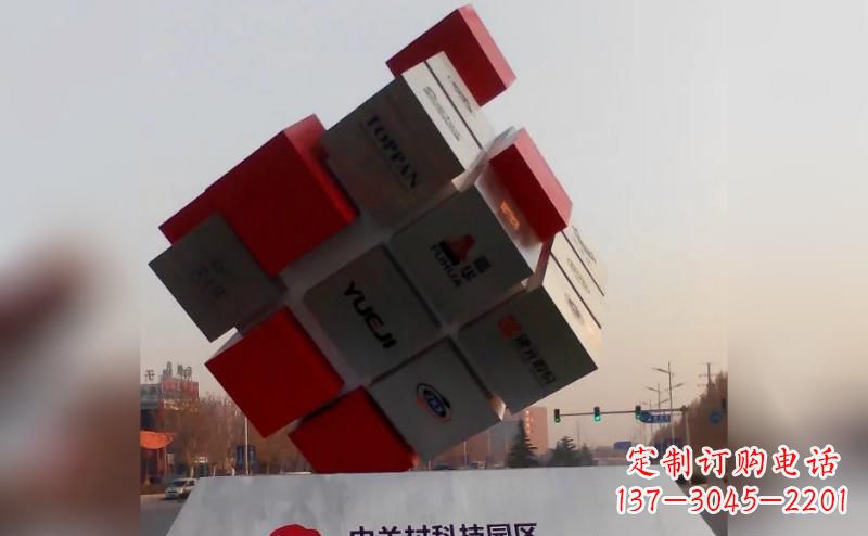河南不锈钢魔方雕塑艺术精灵的精彩表现