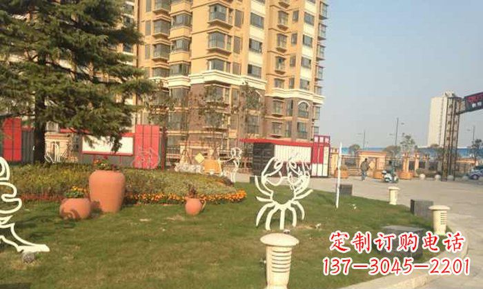 河南不锈钢螃蟹雕塑精致美观的艺术之作