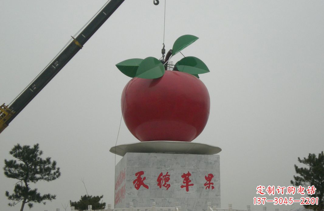 河南不锈钢苹果雕塑精美绝伦的艺术杰作