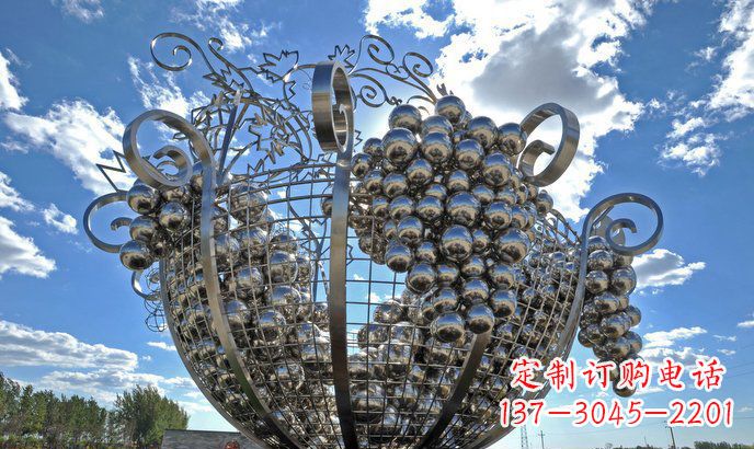 河南不锈钢葡萄雕塑精致美观、经久耐用