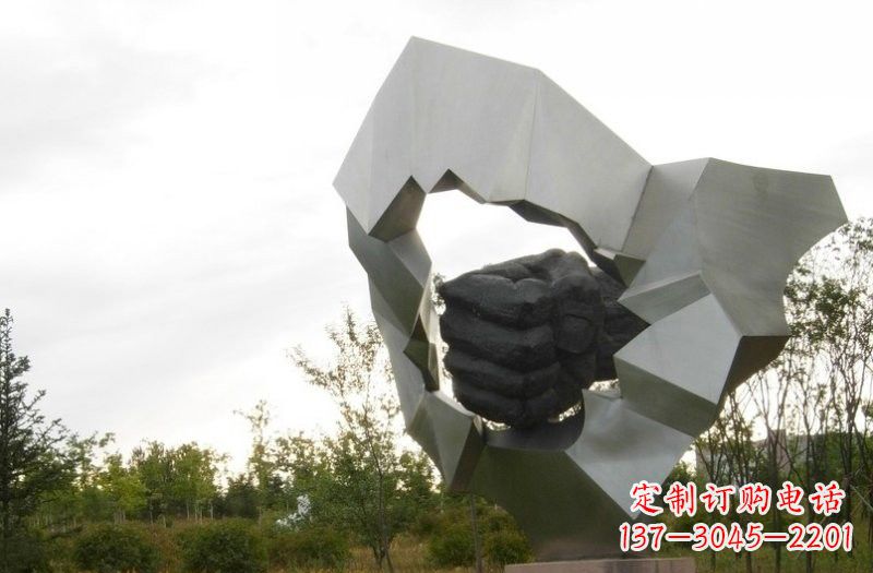 河南不锈钢拳头雕塑雕刻象征勇气和力量