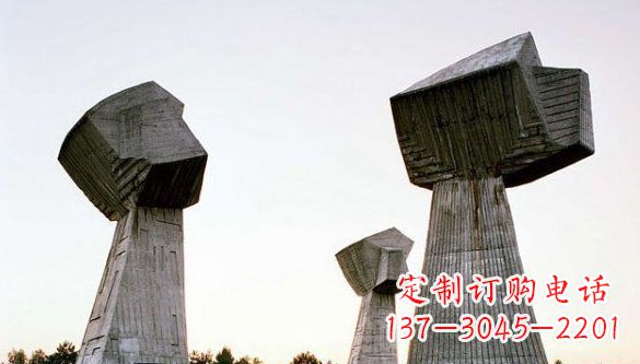 河南不锈钢拳头一种独特的雕塑材料