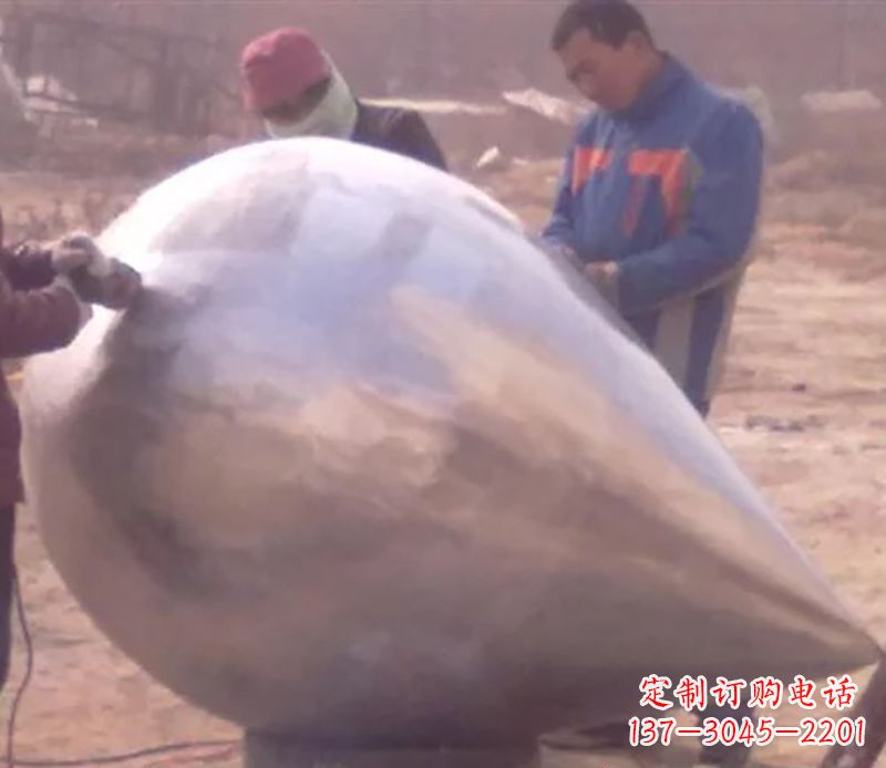 河南不锈钢水滴雕塑精致美丽的艺术品
