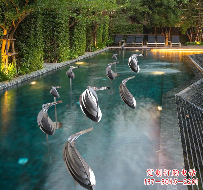 河南不锈钢动物雕塑——美丽的水景装置