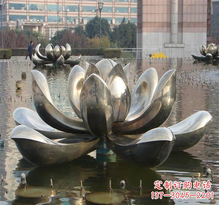 河南不锈钢水景荷花雕塑质朴之美
