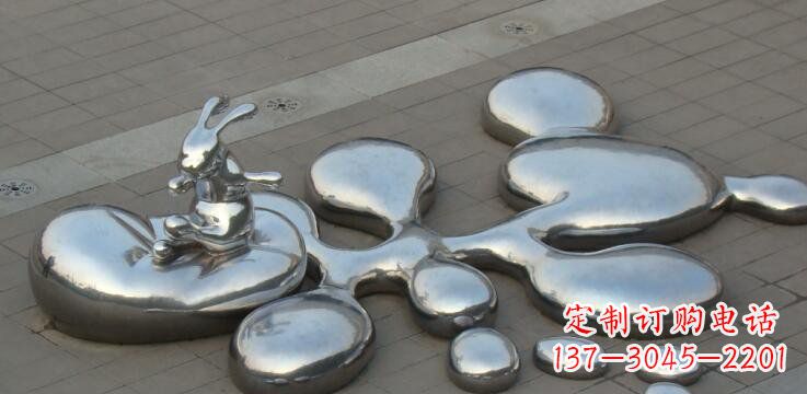 河南不锈钢兔子雕塑景观的美丽添彩
