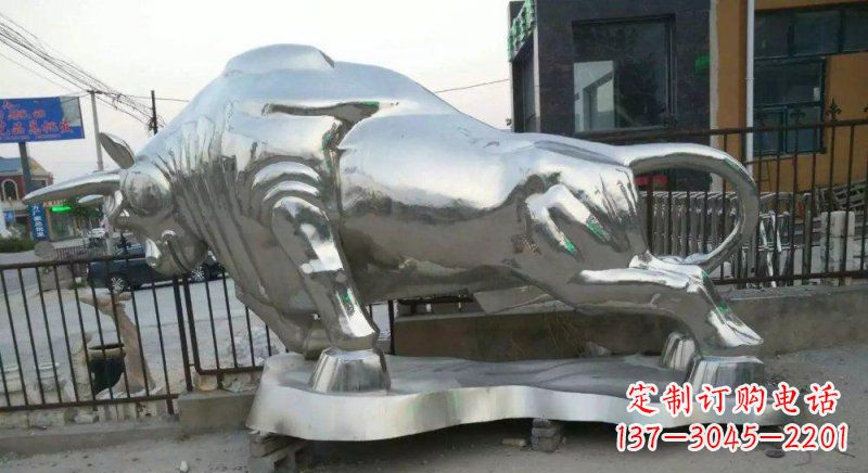 河南不锈钢拓荒牛公园景观雕塑