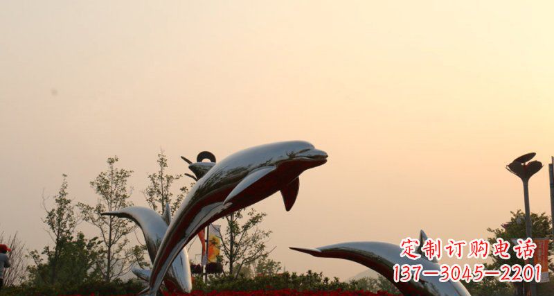 河南不锈钢海豚雕塑跳跃的美丽