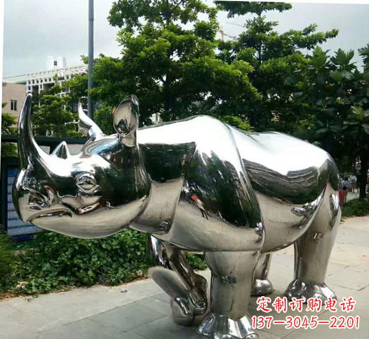 河南不锈钢犀牛雕塑传承自然之美