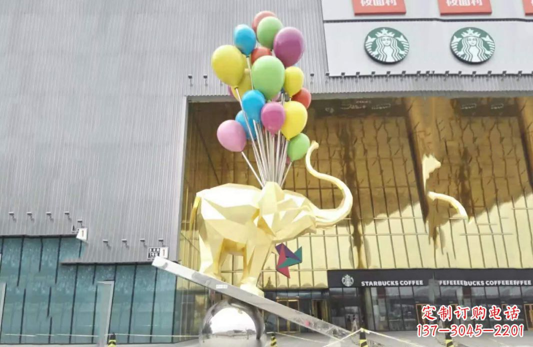 河南小象踩球不锈钢雕塑的魅力