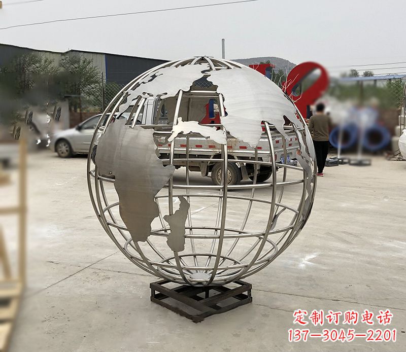 河南不锈钢校园地球仪雕塑见证地球美景