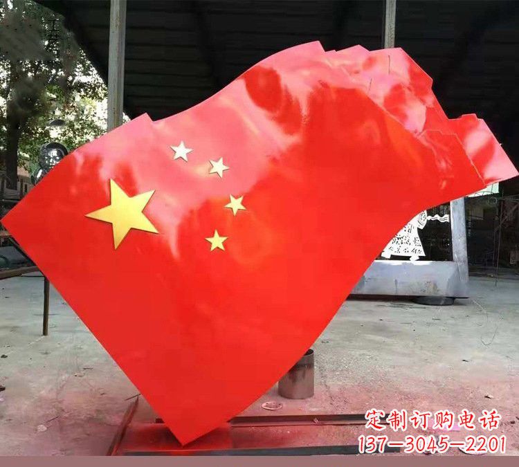 河南不锈钢校园五星红旗雕塑——传承红色基因,缅怀烈士