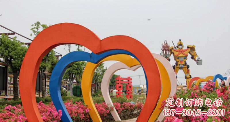 河南不锈钢心形拱门雕塑——浪漫之门