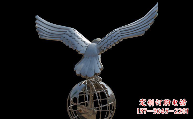 河南雄鹰的翱翔——不锈钢雄鹰雕塑