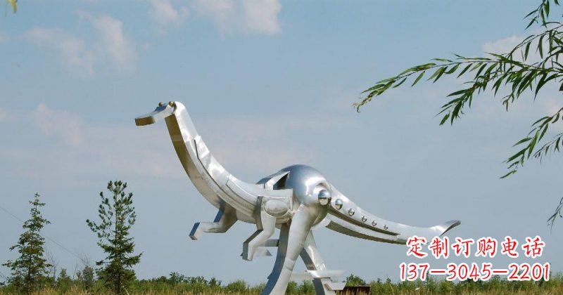 河南不锈钢鸭嘴龙雕塑传递自然之美
