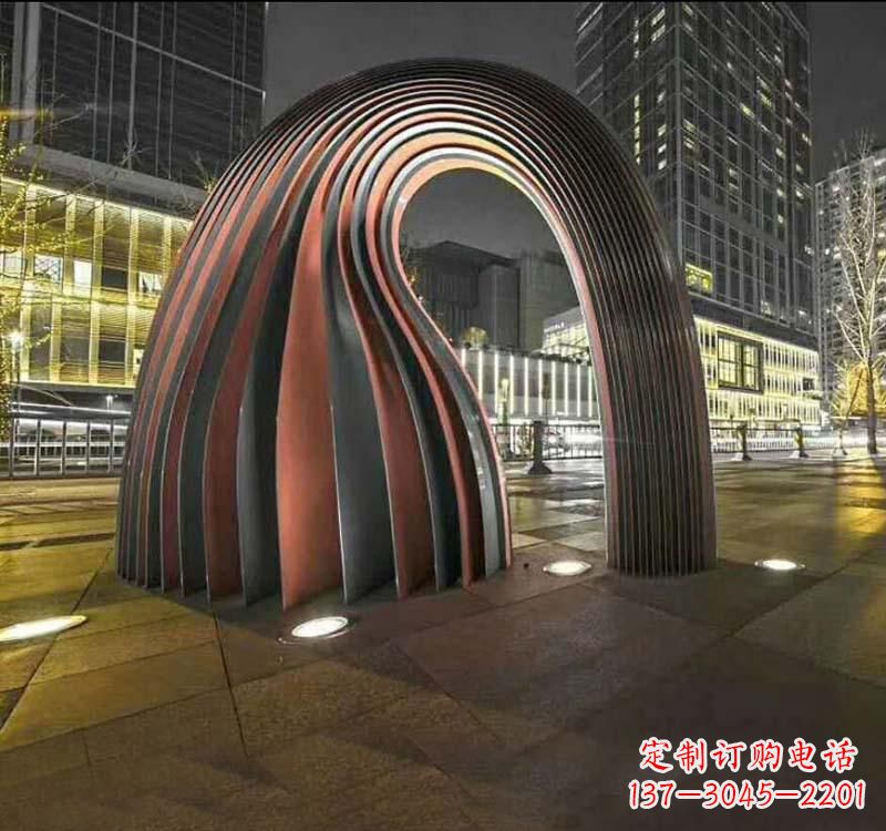 河南不锈钢异形拱门雕塑精致古典风格