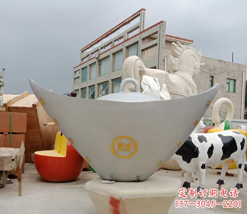 河南不锈钢元宝雕塑精美而珍贵