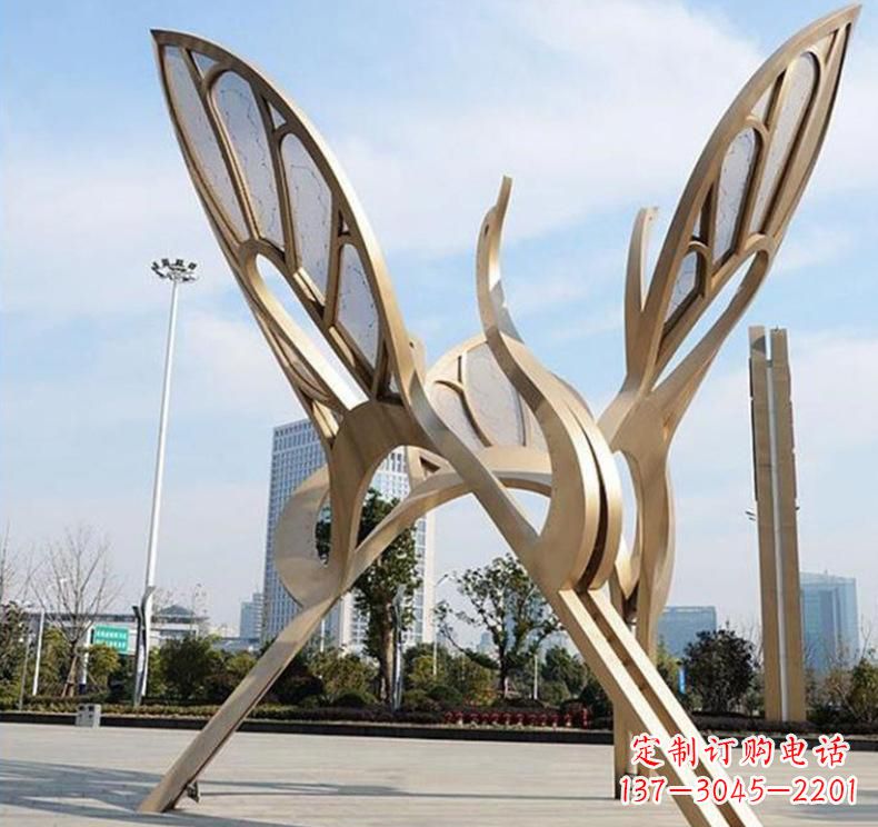 河南不锈钢园林仙鹤雕塑传承传统艺术精髓