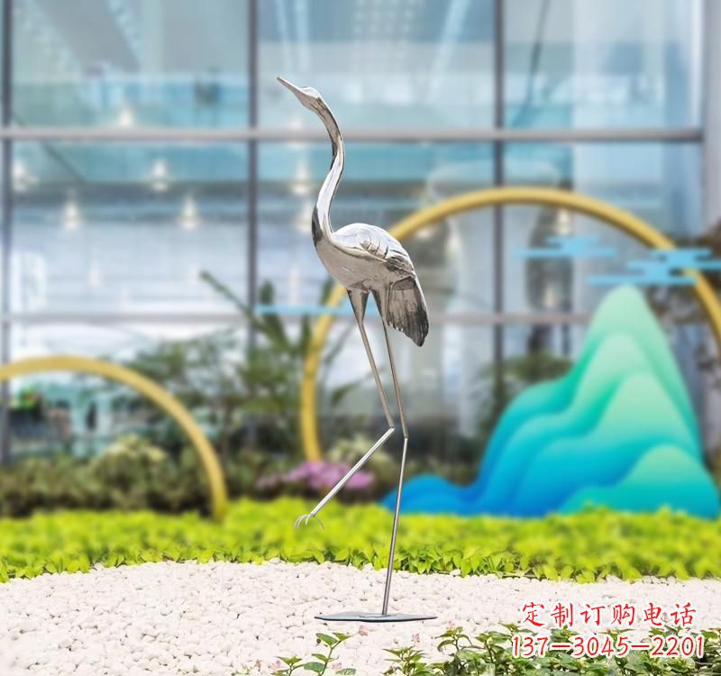 河南不锈钢展翅仙鹤雕塑