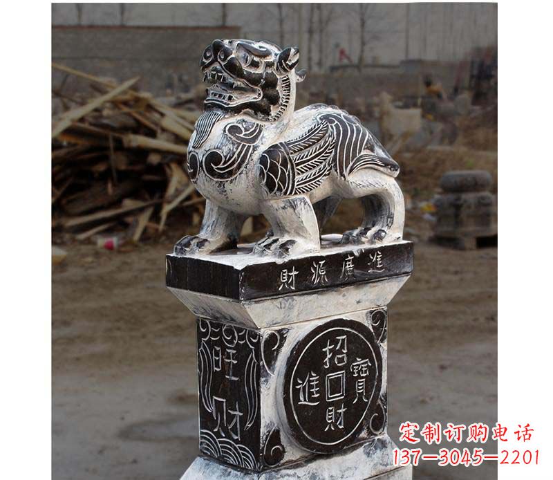 河南门墩雕塑财源广进的象征