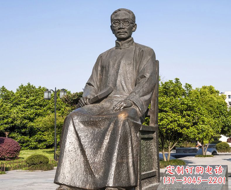 河南蔡元培一位教育家的雕塑