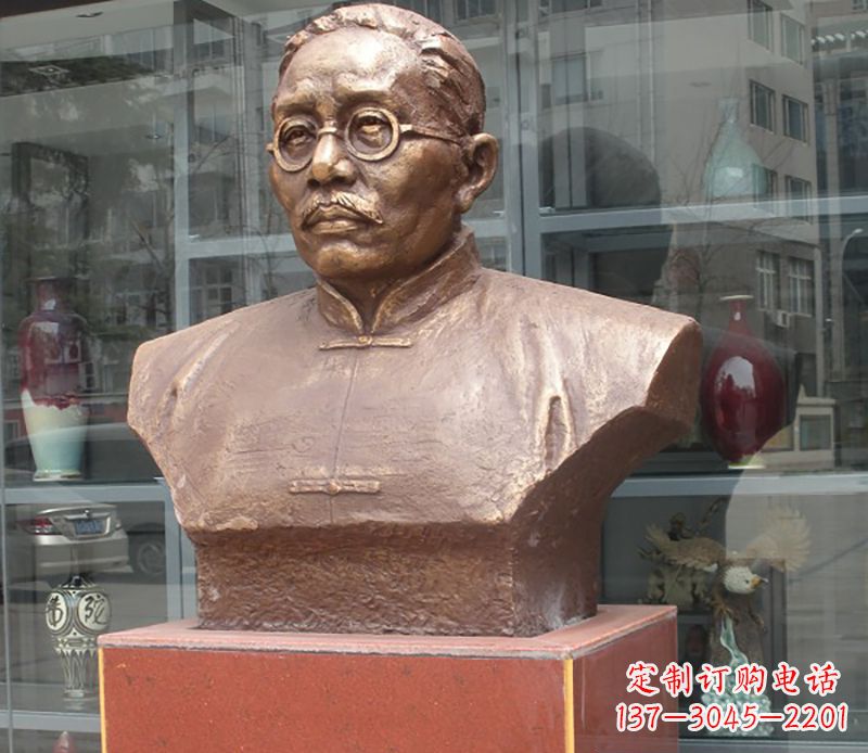 河南蔡元培雕塑传承睿智的象征
