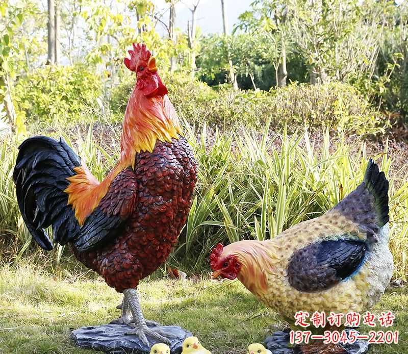 河南厂家直销户外园林树脂仿真公鸡母鸡 装饰品雕塑 玻璃钢绿化雕塑