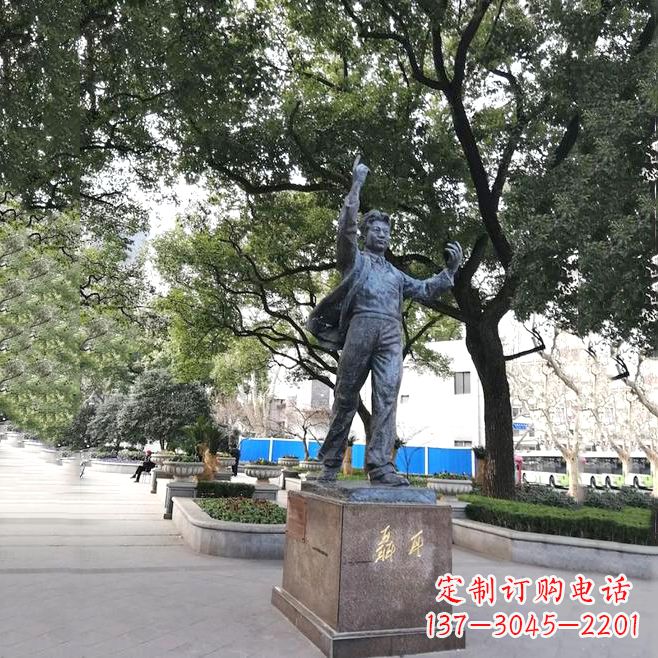 河南城市街道名人雕塑著名音乐节聂耳铜雕像