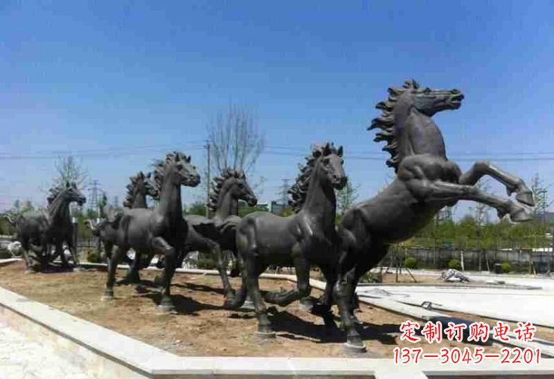河南铜马雕塑美观华贵的城市艺术