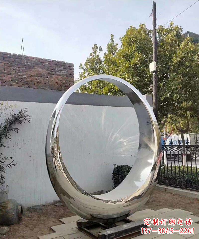 河南城市圆环不锈钢雕塑