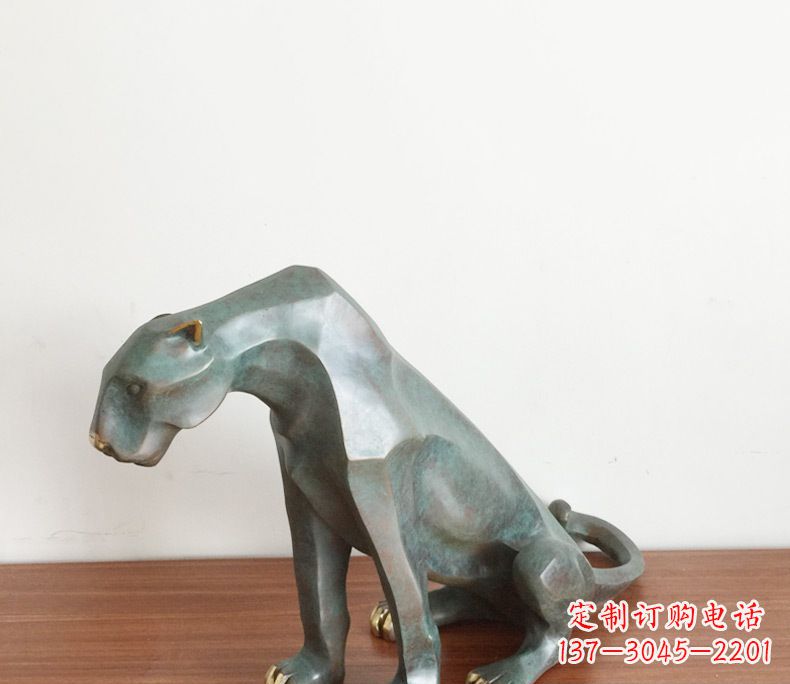 河南抽象豹子动物铜雕