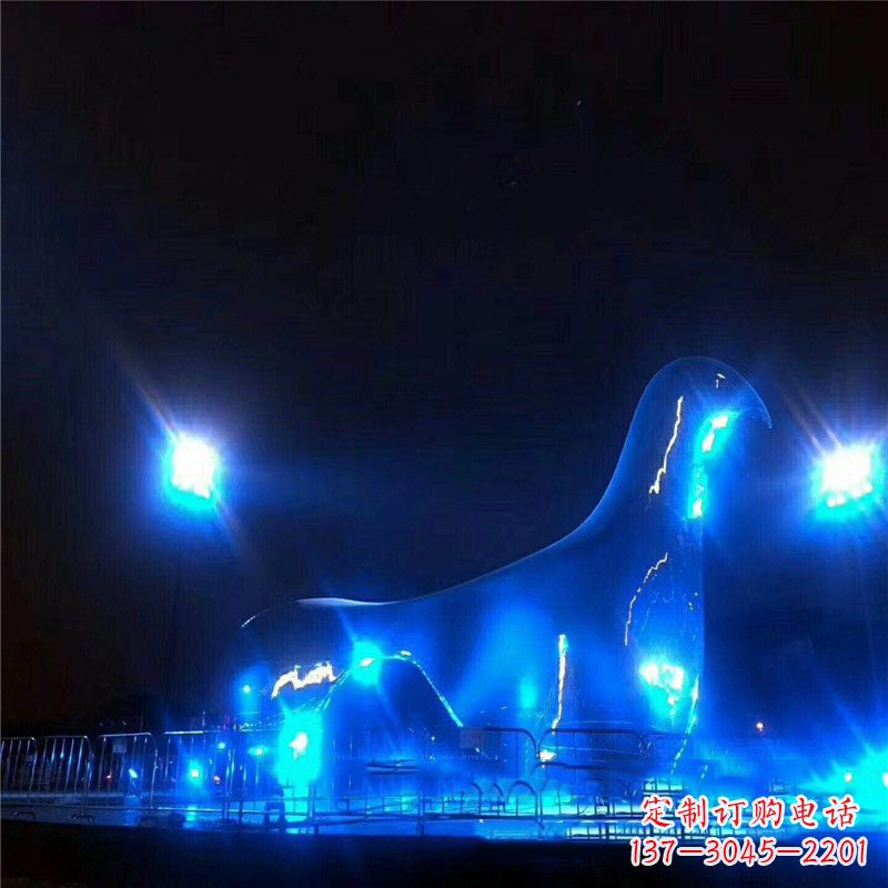 河南抽象和平不锈钢鸽子雕塑夜景灯光效果